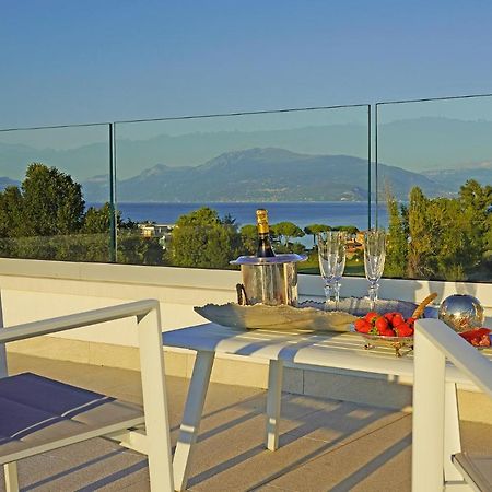 Villa Bianca Luxury Apartments Desenzano del Garda Exteriör bild