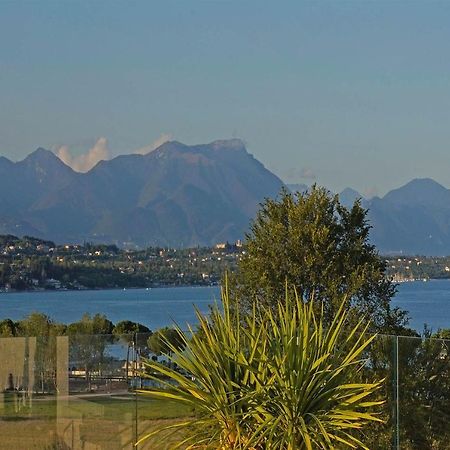 Villa Bianca Luxury Apartments Desenzano del Garda Exteriör bild